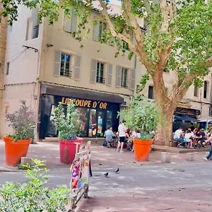 Hyper-centre Piéton, Rénové à Neuf, Appartement Avignon
